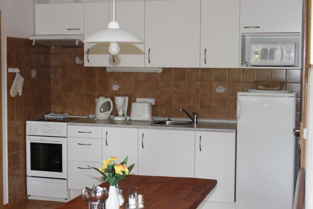 Apartmany Vydrysek Srní الغرفة الصورة